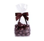 Migdały w czekoladzie deserowej w foliowej saszetce z kokardą