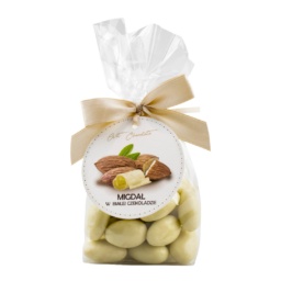 Migdaly w czekoladzie bialej w foliowej saszetce z kokardą i bilecikiem