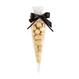 Migdały w czekoladzie białej w foliowym rożku z kokardą