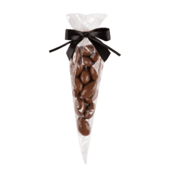 Migdały w czekoladzie mlecznej w foliowym rożku z kokardą